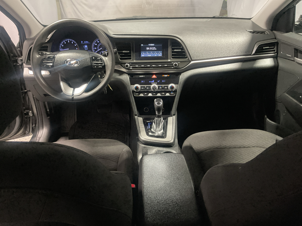 2020 Hyundai Elantra SE 6AT