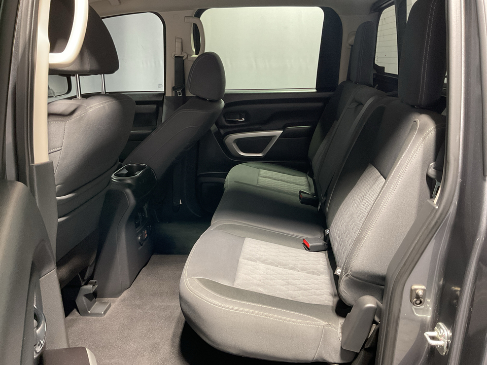2021 Nissan Titan SV Crew Cab 2WD