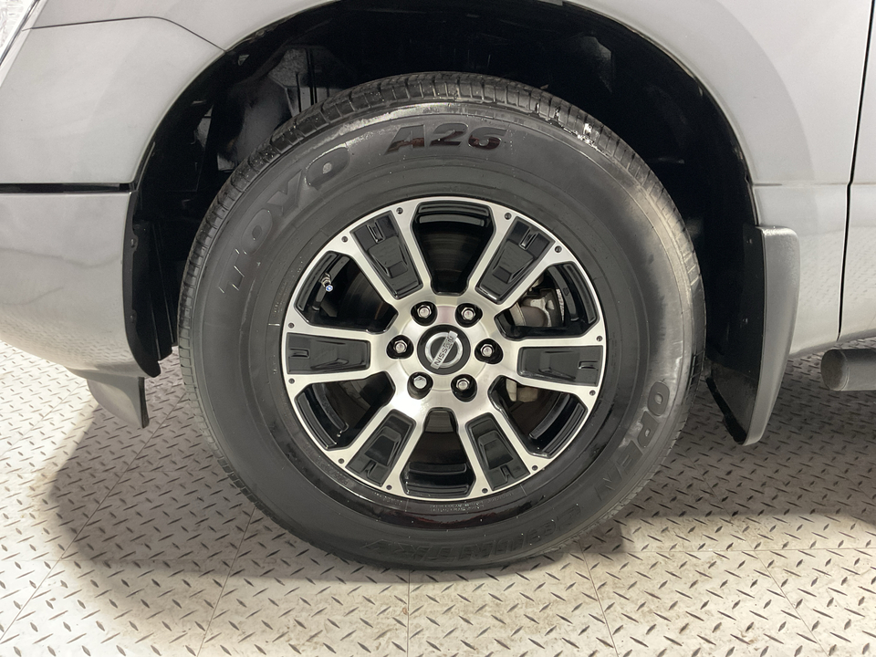 2021 Nissan Titan SV Crew Cab 2WD