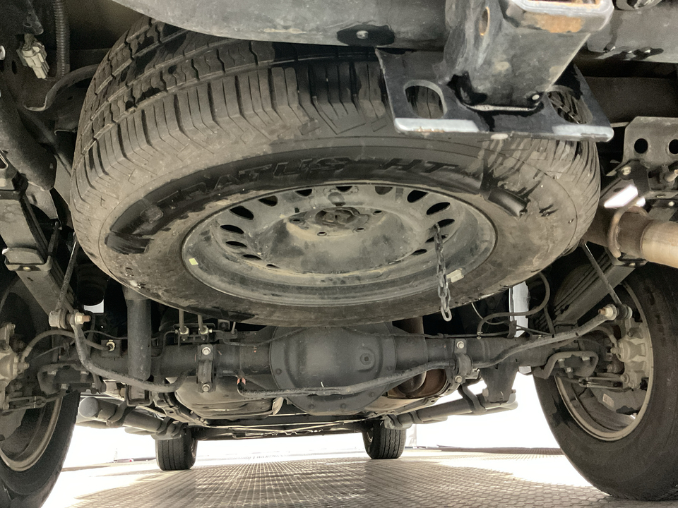 2021 Nissan Titan SV Crew Cab 2WD