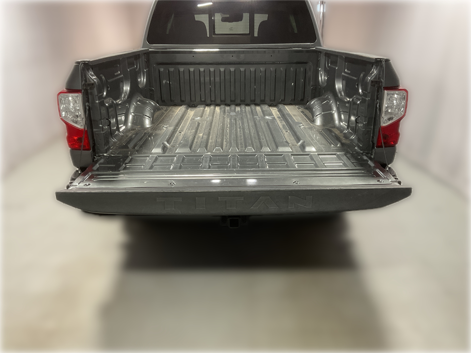 2021 Nissan Titan SV Crew Cab 2WD
