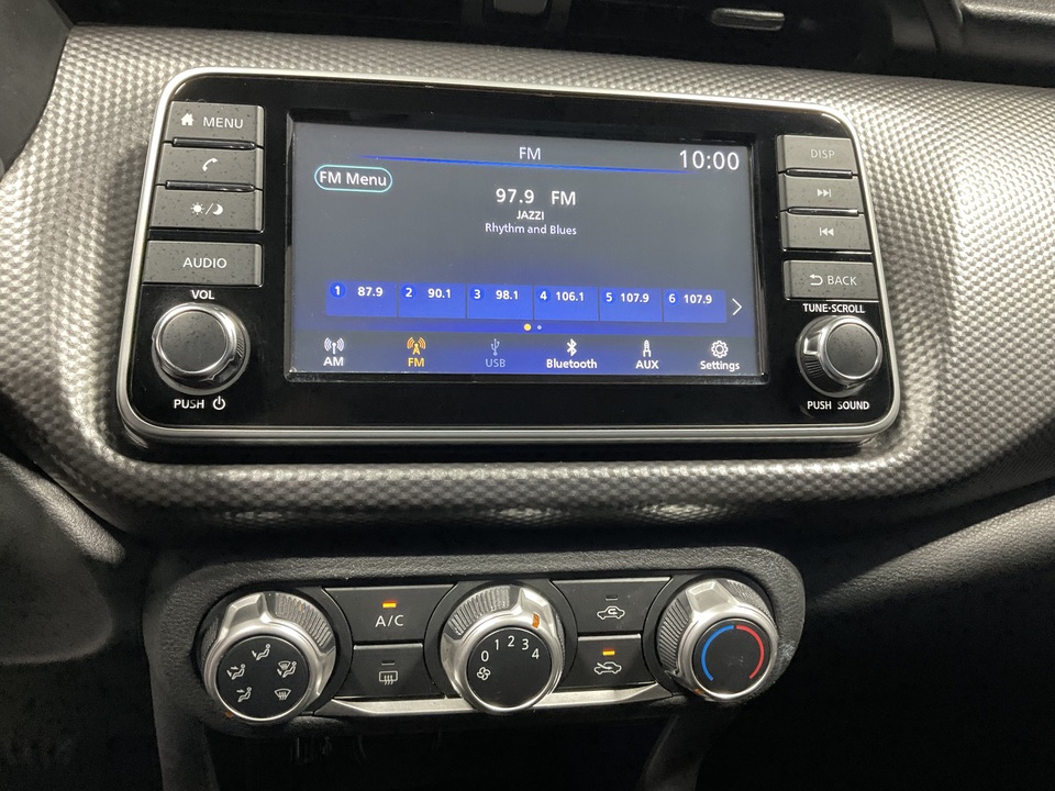 2020 Nissan Kicks S