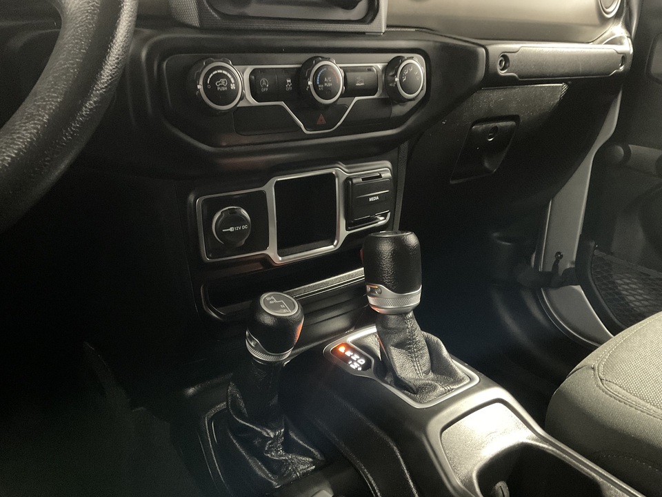 2021 Jeep Gladiator Sport
