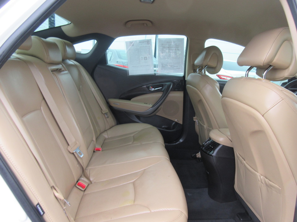 2016 Hyundai Azera Base