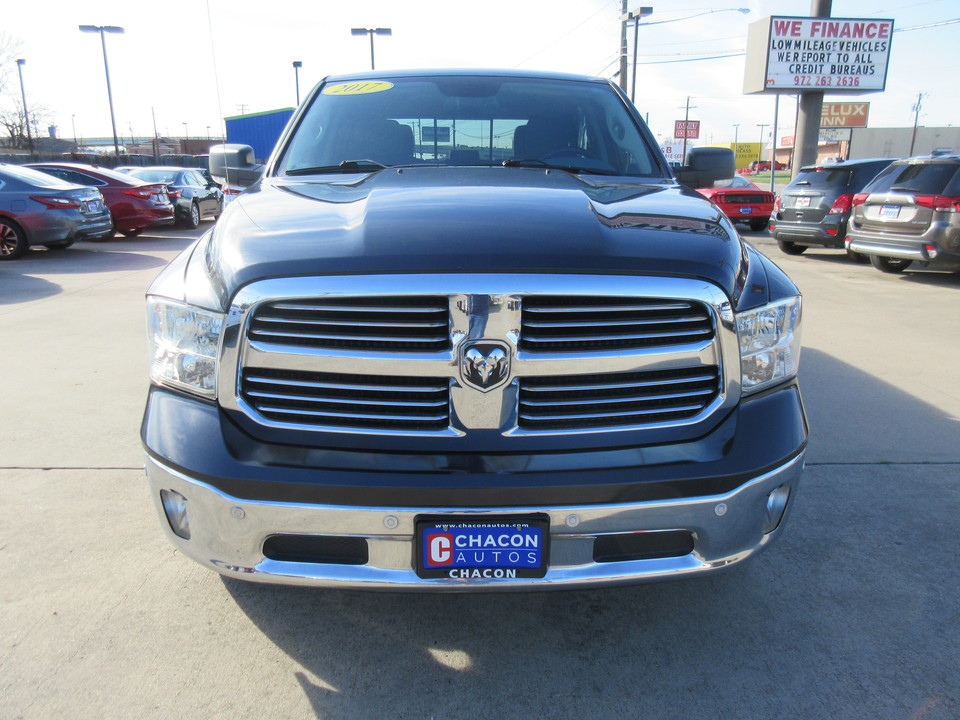 2017 Ram 1500 SLT Crew Cab SWB 2WD