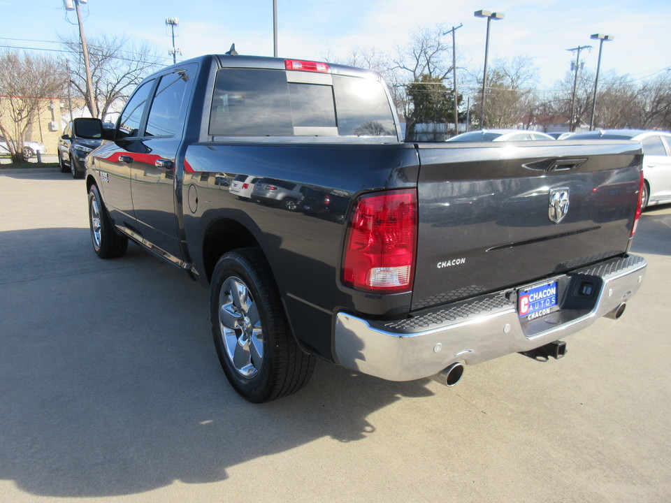 2017 Ram 1500 SLT Crew Cab SWB 2WD