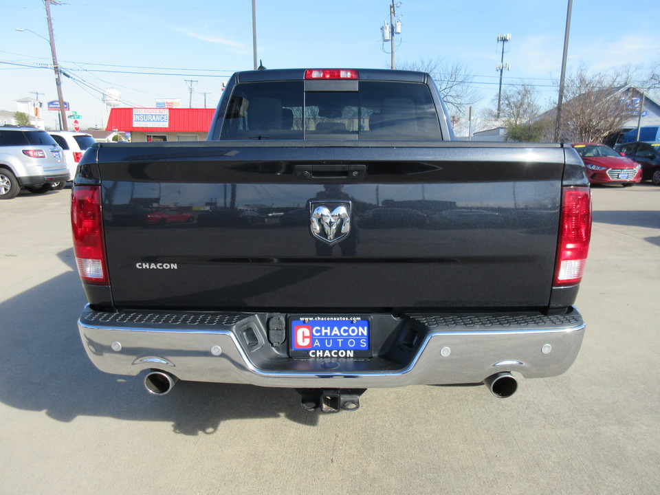 2017 Ram 1500 SLT Crew Cab SWB 2WD