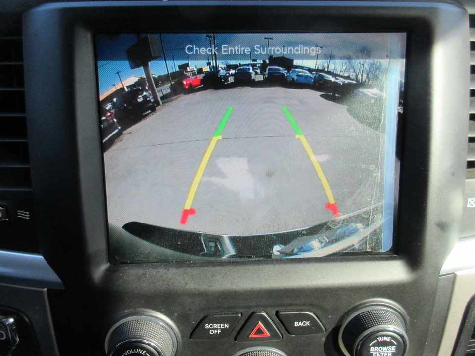 2017 Ram 1500 SLT Crew Cab SWB 2WD