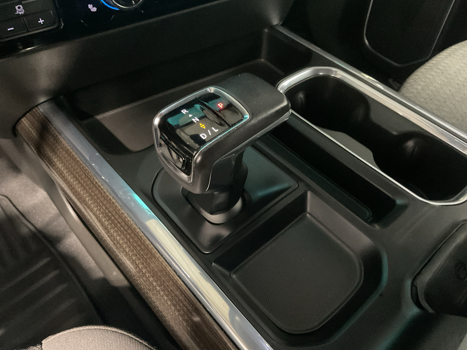 2022 Chevrolet Silverado 1500 RST Crew Cab 2WD