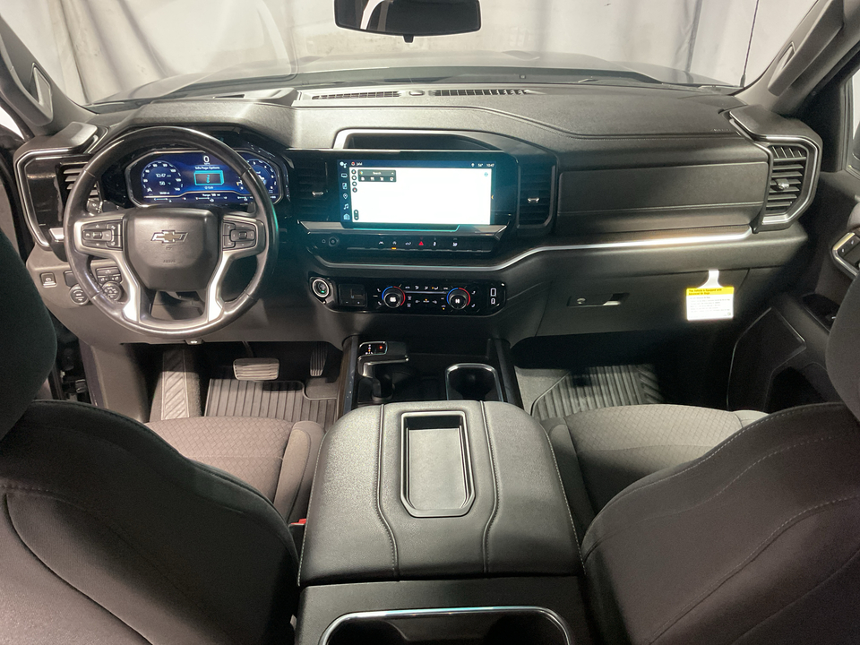 2022 Chevrolet Silverado 1500 RST Crew Cab 2WD