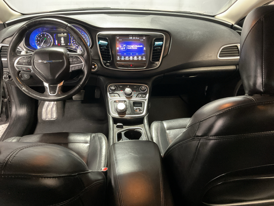 2017 Chrysler 200 Limited