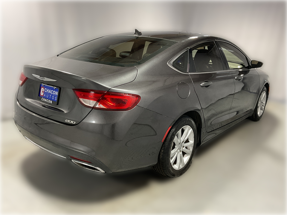 2017 Chrysler 200 Limited