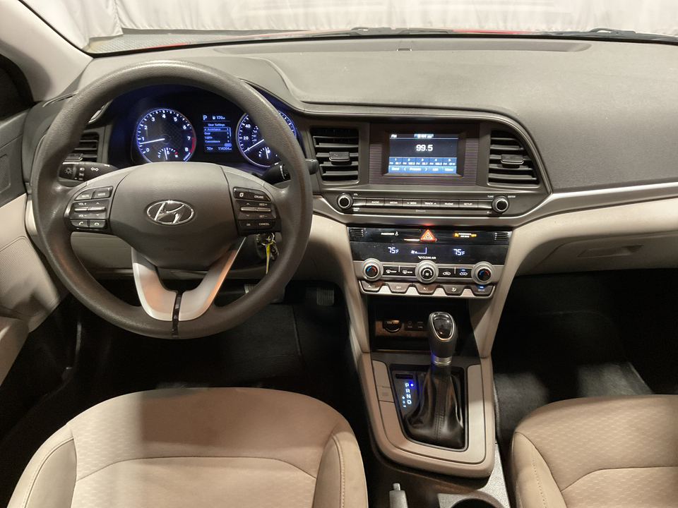 2020 Hyundai Elantra SE 6AT