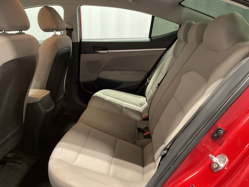 2020 Hyundai Elantra SE 6AT