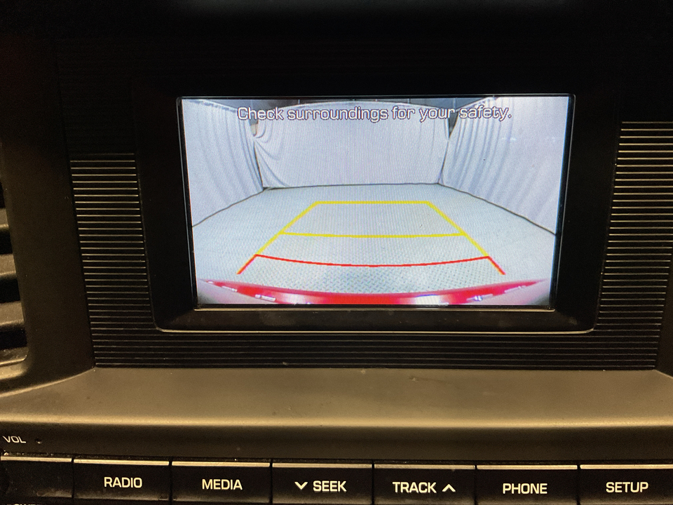 2020 Hyundai Elantra SE 6AT