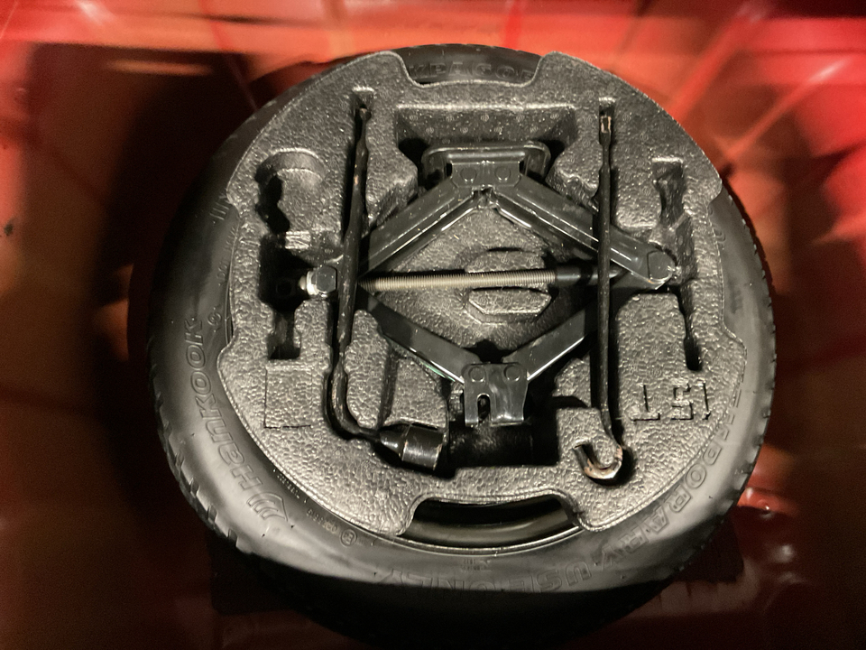 2020 Hyundai Elantra SE 6AT