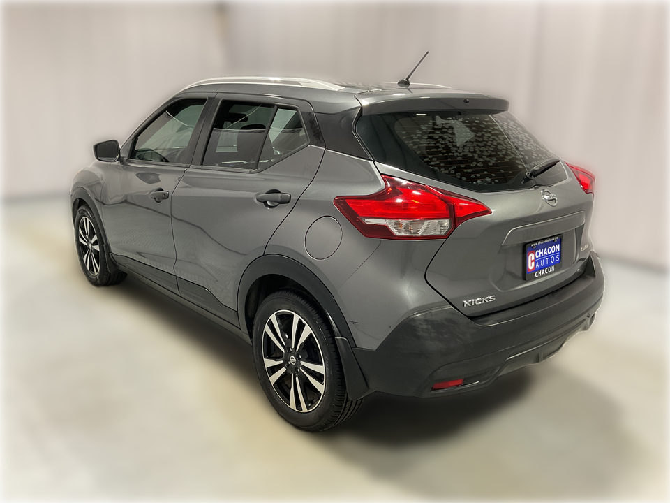 2019 Nissan Kicks S