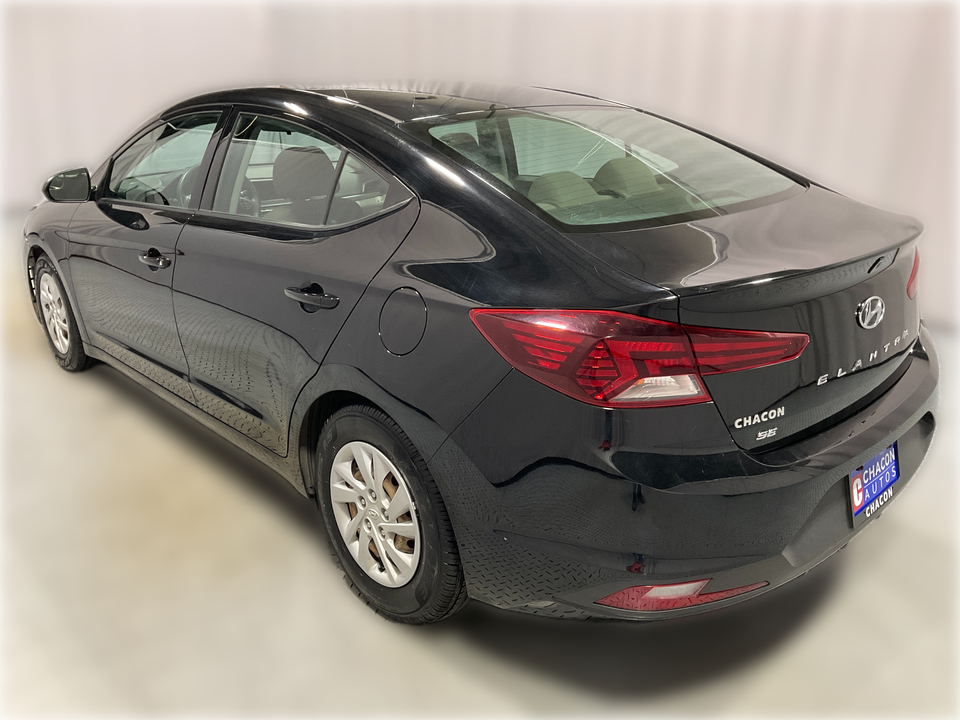2020 Hyundai Elantra SE 6AT