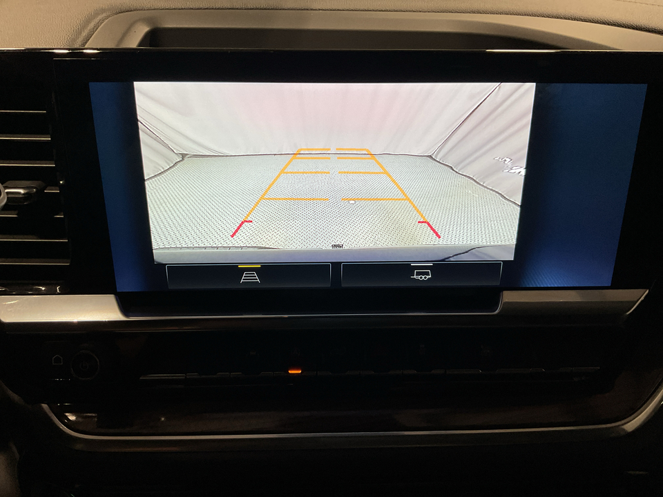 2022 Chevrolet Silverado 1500 LT Crew Cab 2WD