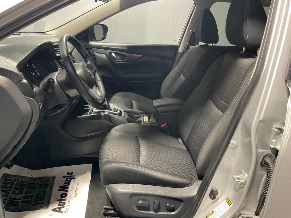 2020 Nissan Rogue SV 2WD