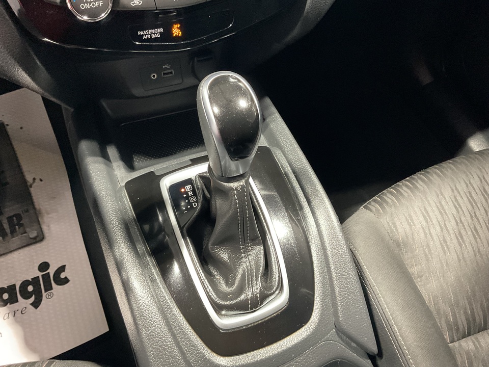 2020 Nissan Rogue SV 2WD