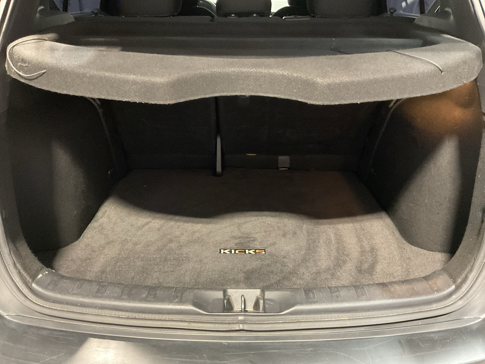 2019 Nissan Kicks SV