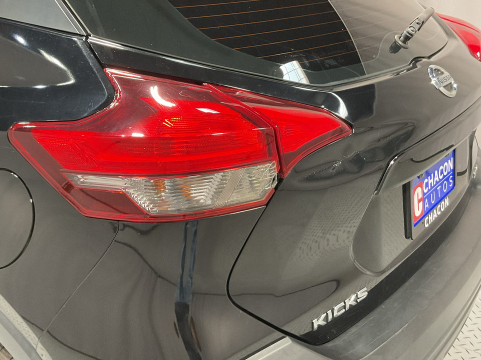 2019 Nissan Kicks SV