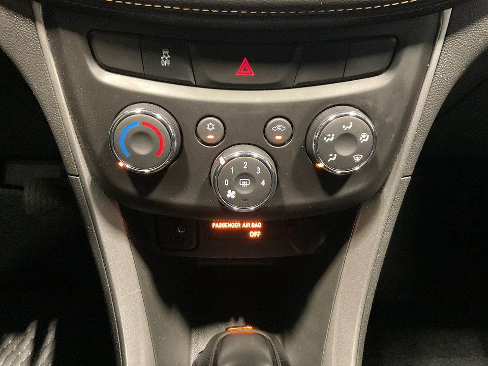 2022 Chevrolet Trax LS FWD