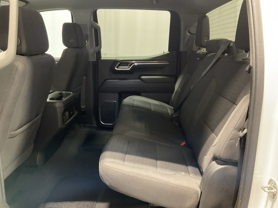2022 Chevrolet Silverado 1500 LT Crew Cab 2WD