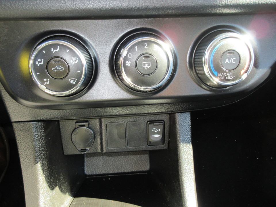 2016 Toyota Corolla L 4-Speed AT
