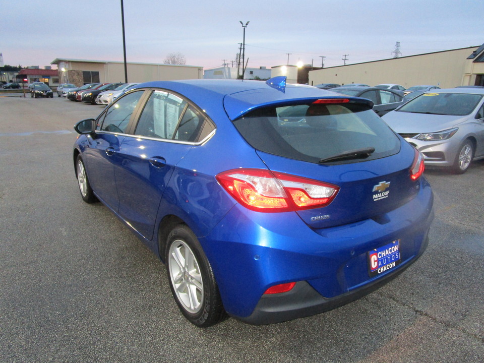 2017 Chevrolet Cruze LT Auto Hatchback