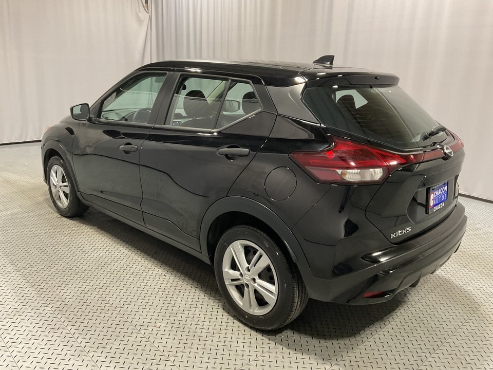 2022 Nissan Kicks S