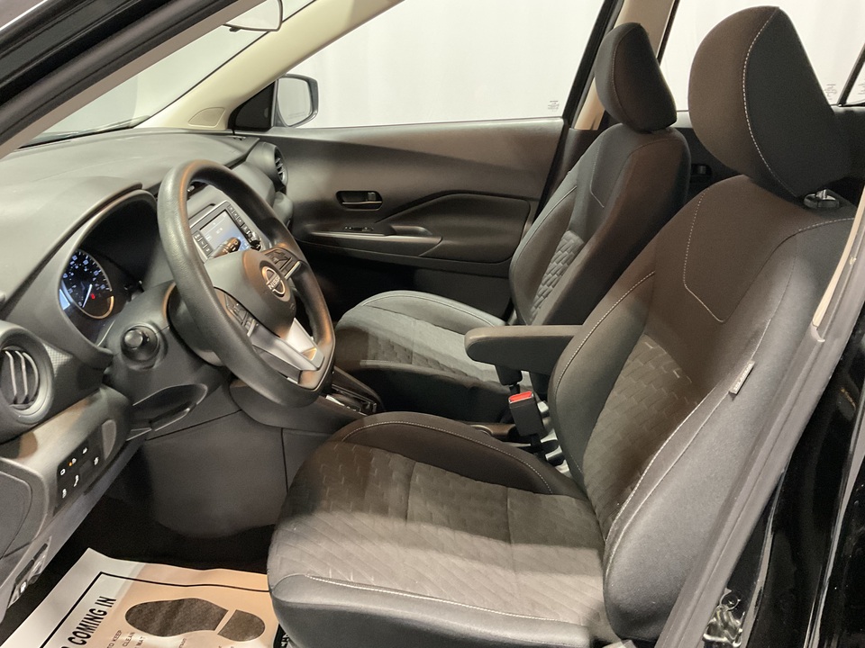 2022 Nissan Kicks S