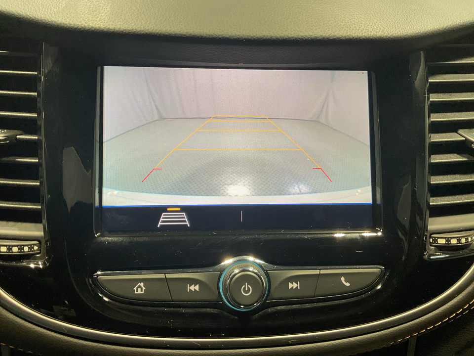 2022 Chevrolet Trax LS FWD
