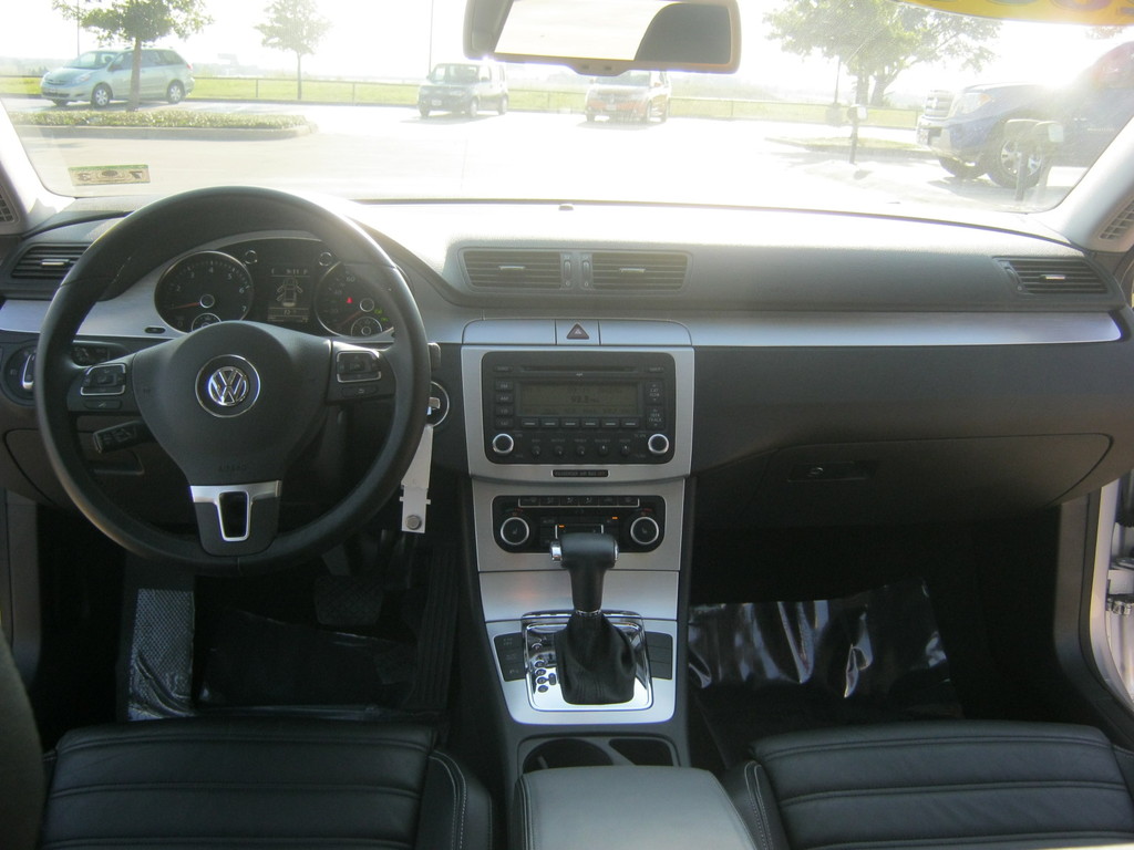 2009 Volkswagen CC Luxury