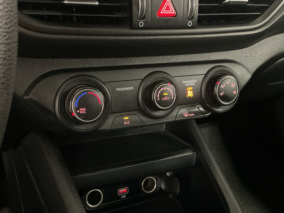 2023 Kia Forte LX