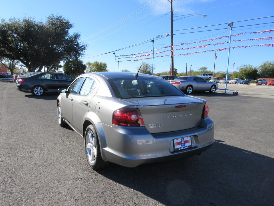 2013 Dodge Avenger Base