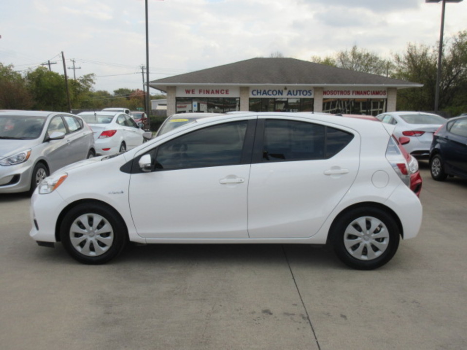 2013 Toyota Prius c One