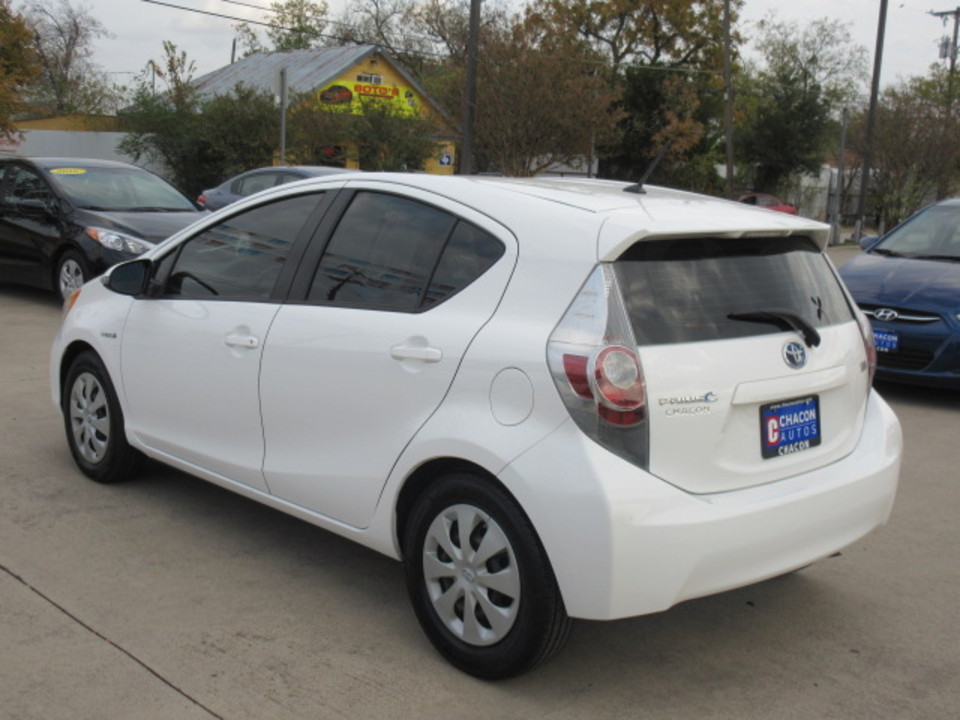 2013 Toyota Prius c One