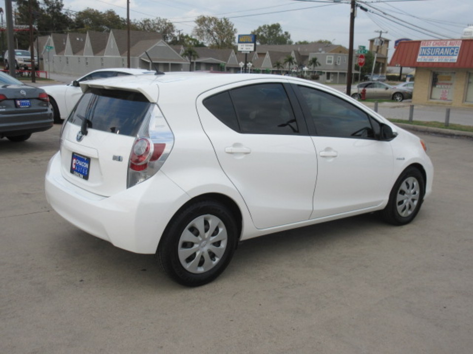 2013 Toyota Prius c One