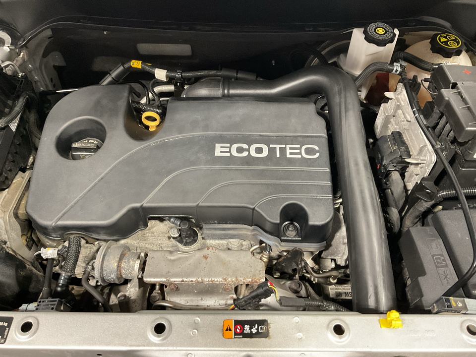 2020 Chevrolet Equinox LS 2WD