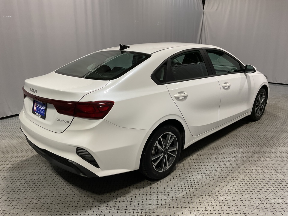 2023 Kia Forte LX