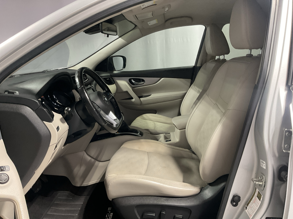 2020 Nissan Rogue Sport SV