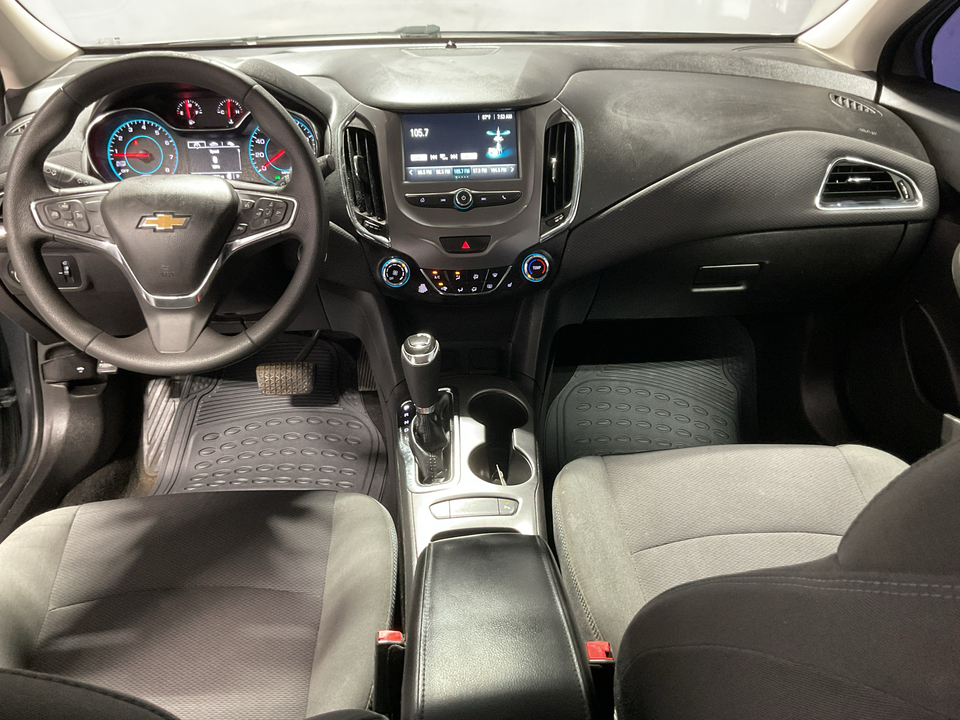 2017 Chevrolet Cruze LT Auto Hatchback