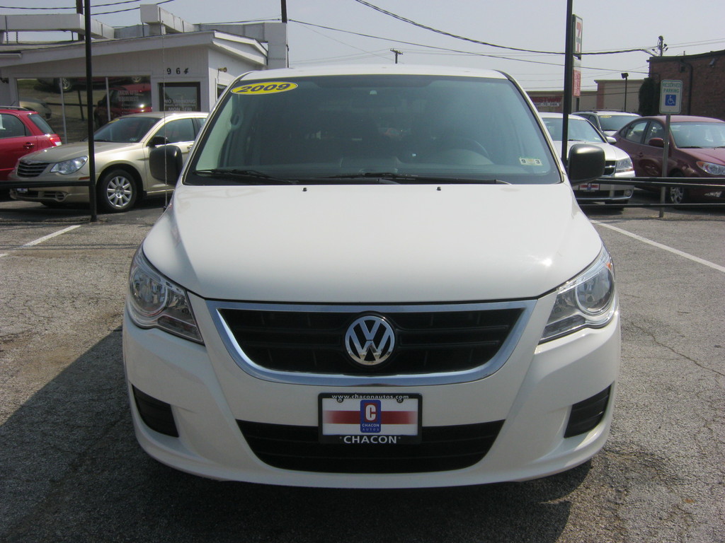 2009 Volkswagen Routan S