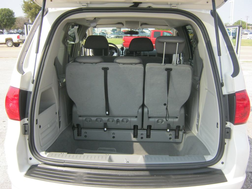 2009 Volkswagen Routan S