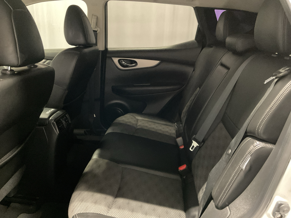 2020 Nissan Rogue Sport SV
