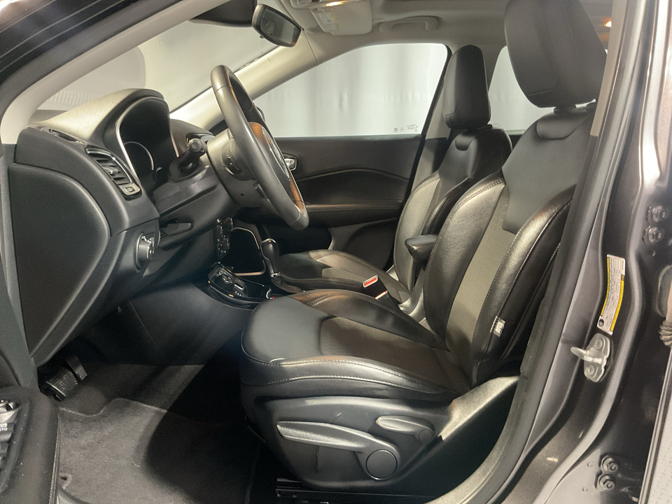 2021 Jeep Compass Latitude 4WD