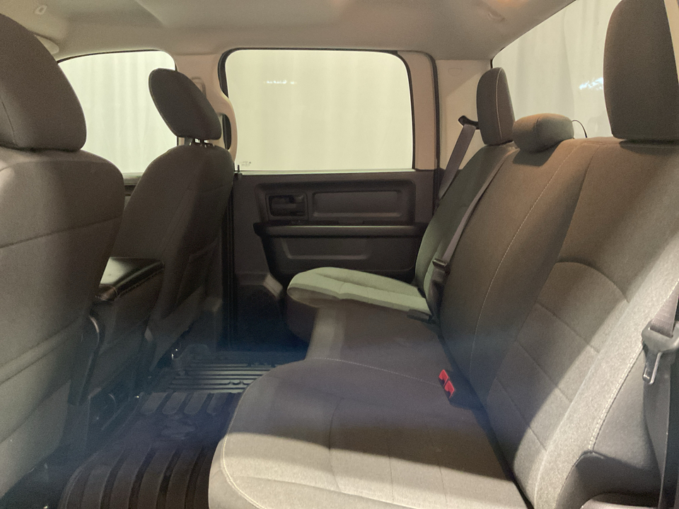 2023 Ram 1500 Classic Tradesman Crew Cab SWB 2WD