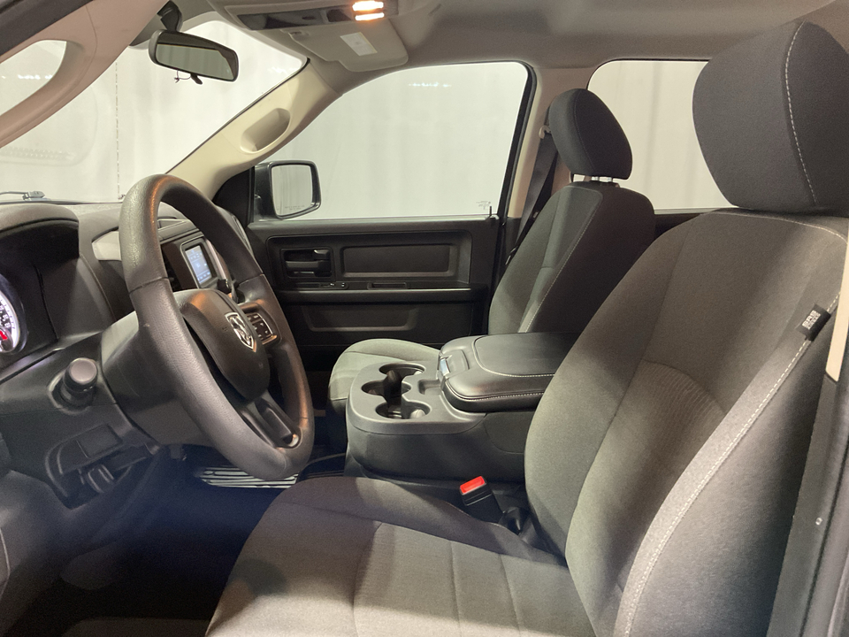 2023 Ram 1500 Classic Tradesman Crew Cab SWB 2WD